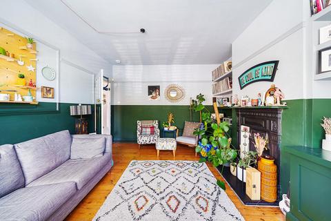 39 Rockmount Road, London, SE19 3SZ
