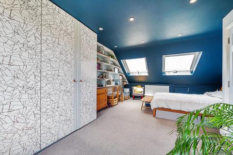 39 Rockmount Road, London, SE19 3SZ