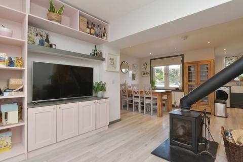 2 bedroom end of terrace house for sale, 10 Lennymuir, Cammo, Edinburgh, EH12 0AP