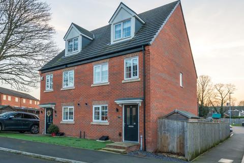 3 bedroom semi-detached house for sale, Micklewait Avenue, Crigglestone, Wakefield, West Yorkshire