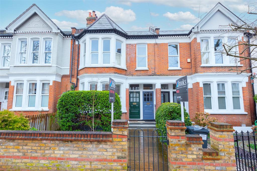 Harborough Road, Streatham Hill SW16 2 bed apartment £620,000