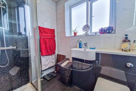 21 Brookway, Lees, Oldham, OL4 5BE