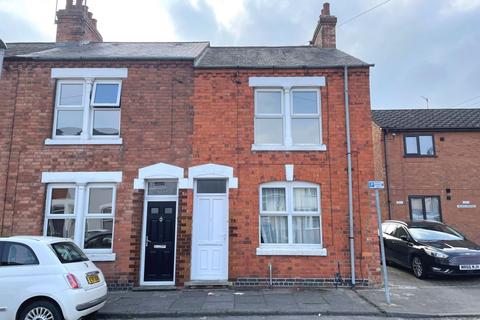 3 bedroom end of terrace house for sale, Bowden Road, St James, Northampton NN5 5LT