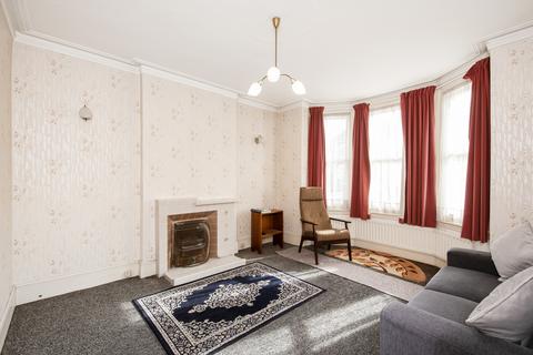 13 Richmond Park Road, Kingston Upon Thames, KT2 6AQ