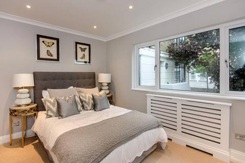 3 bedroom mews for sale - Hugh Street, Westminster, London, SW1V