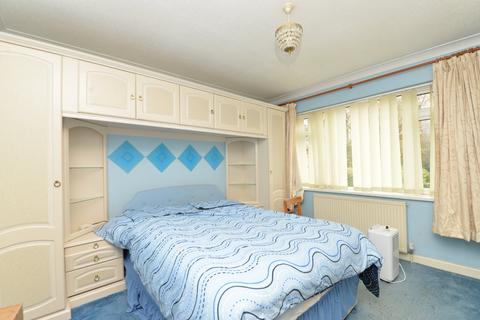 2 bedroom bungalow for sale, Cowley Road, Lymington, Hampshire, SO41
