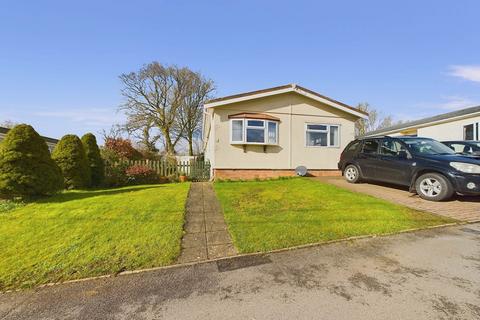 2 bedroom park home for sale, Harrowbarrow, Callington.