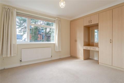 Flat 4, Kingsland Court, 16 Ravine Road, Poole, BH13 7HX