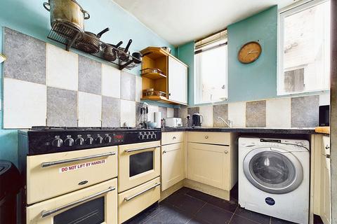 3 bedroom terraced house for sale, Laburnum Grove, Portsmouth, PO2