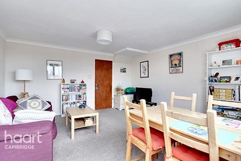 2 bedroom flat for sale, Larkin Close, Cambridge