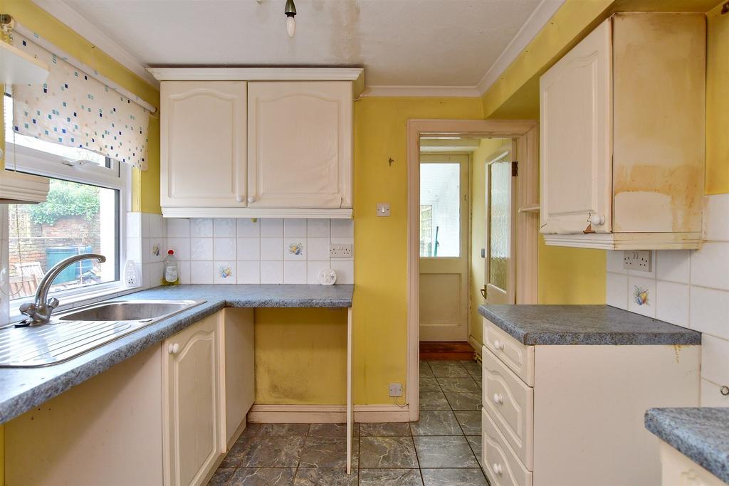 Morris Road, Lewes, East Sussex 2 bed terraced house for sale £475,000