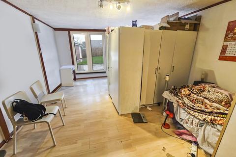 3 bedroom terraced house for sale - London, E15