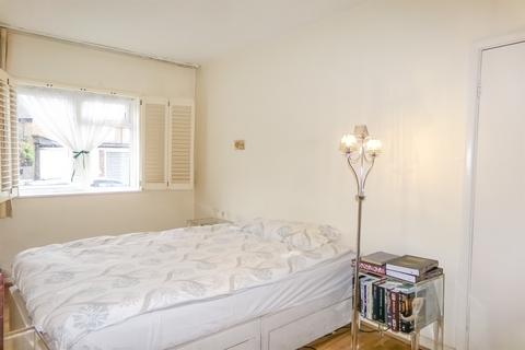 2 bedroom apartment for sale, St Edwards Court, St Edwards Close, NW11