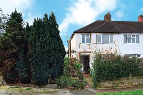 93 Mount Road, Chessington, KT9 1JH