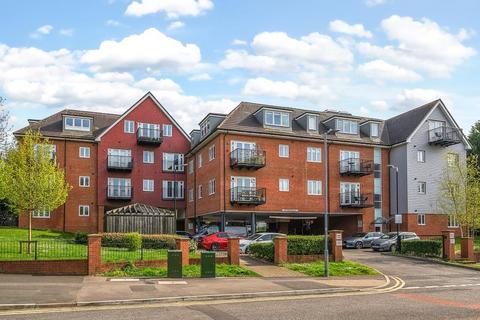 1 bedroom apartment to rent, Crowthorne Road,  Bracknell,  RG12