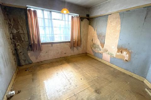 2 Crabtree Avenue, Wembley, HA0 1LP