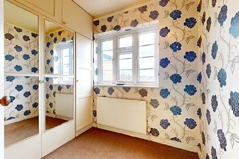 24, Byron Mansions Corbets Tey Road, Upminster, RM14 2AU