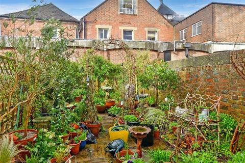2 bedroom end of terrace house for sale, English's Passage, Lewes, East Sussex