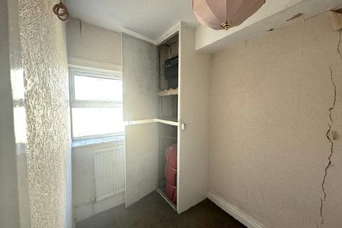99 Howson Road, Deepcar, Sheffield, S36 2QS