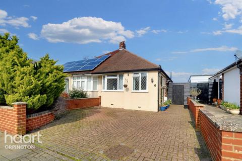 2 bedroom bungalow for sale, Shepperton Road, Orpington