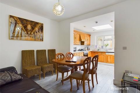 14 Summit Close, London, NW9 0UL