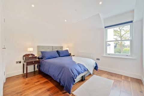 3 bedroom apartment to rent, Ascot, Berkshire SL5