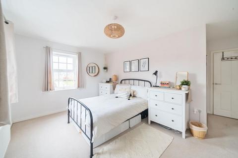 2 bedroom flat for sale - Swindon,  Wiltshire,  SN1
