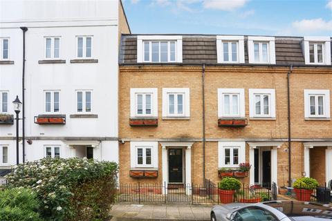 118 Goddard Place, London, N19 5GT
