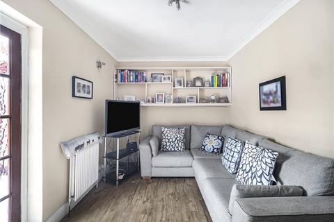 142 Twickenham Road, Hanworth, Feltham, TW13 6HD