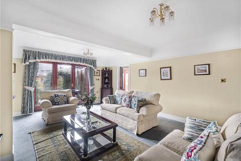 142 Twickenham Road, Hanworth, Feltham, TW13 6HD