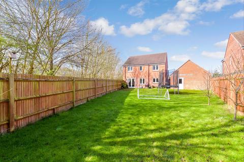 5 bedroom detached house for sale, Osborn Drive, Tangmere, Chichester, West Sussex