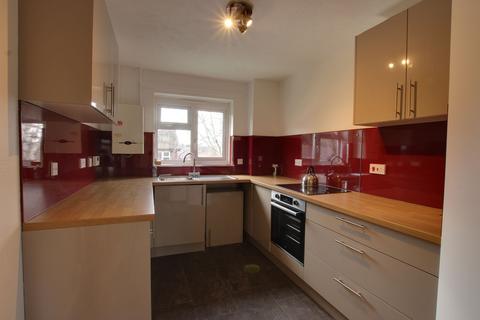 2 bedroom flat for sale, Kilnbarn Court, Haywards Heath, RH16