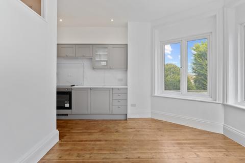 1 bedroom flat for sale - 25 Hook Road, Surbiton, Surrey, KT6 5AA