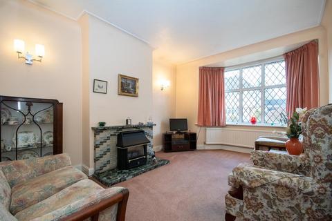 12 Lawrence Road, Pinner, HA5 1LH