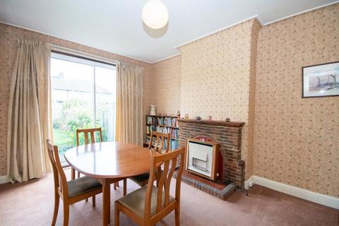 12 Lawrence Road, Pinner, HA5 1LH