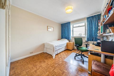 Flat 19, Lansdowne Carlton Drive, London, SW15 2BY
