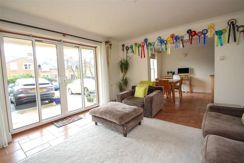 2 bedroom apartment for sale - Lukes Close, Hamble, Southampton, SO31