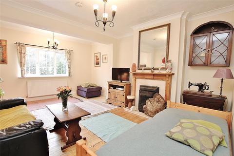 5 Fenns Lane, West End, Woking, GU24 9QF
