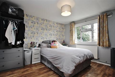2 bedroom bungalow for sale, St Johns, Woking GU21