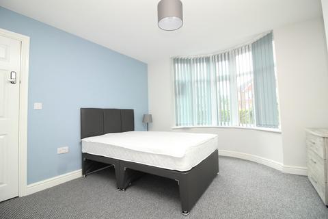 House share to rent - Cliff Gardens, Scunthorpe
