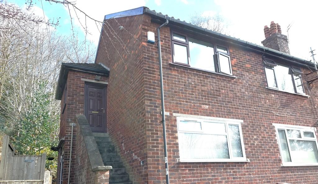 Rochdale Road, Blackley, M9 2 bed for sale £115,000