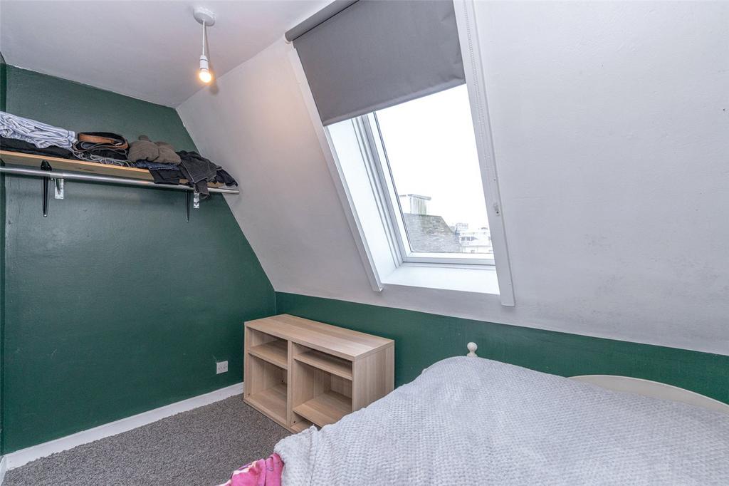 Bedroom 1 Alt