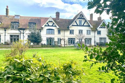 3 bedroom terraced house for sale, Streete Court, Westgate-on-Sea