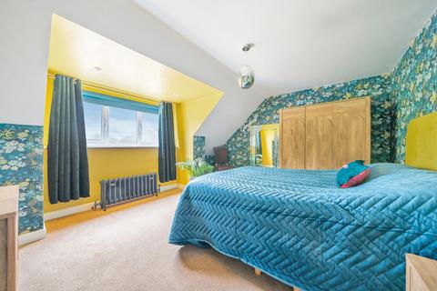 Spoondell Bungalow Whipsnade Road, Kensworth, Dunstable, LU6 2NB