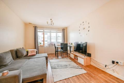 Luminosity Court, Ealing, London, W13