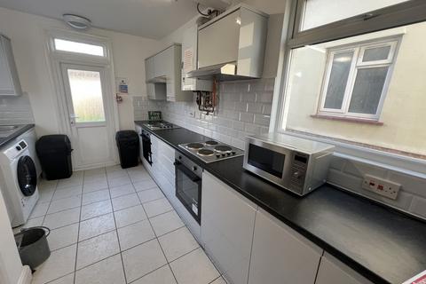 1 bedroom semi-detached house to rent - Northcote Avenue, Southall
