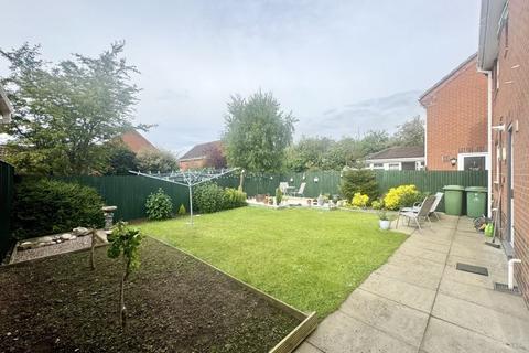 6 Pendeen Close, New Waltham, Grimsby, DN36 4GQ