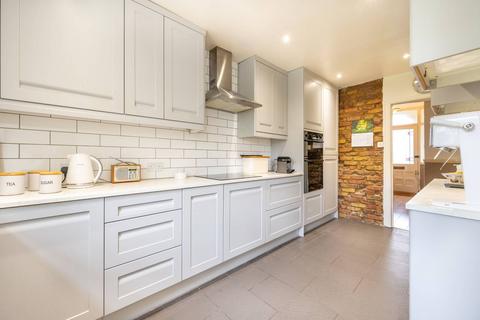 4 bedroom terraced house for sale, Rancliffe Road, East Ham, London, E6