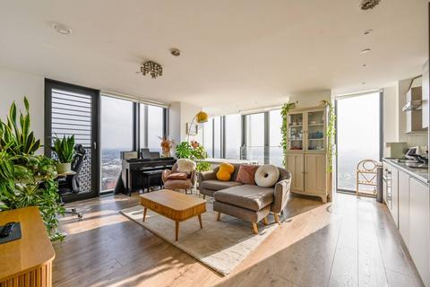 2 bedroom flat for sale, STRATOSPHERE TOWER, 55 GREAT EASTERN ROAD, Stratford, London, E15