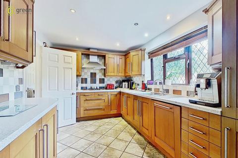 6 bedroom detached house for sale, Sherratt Close, Sutton Coldfield B76
